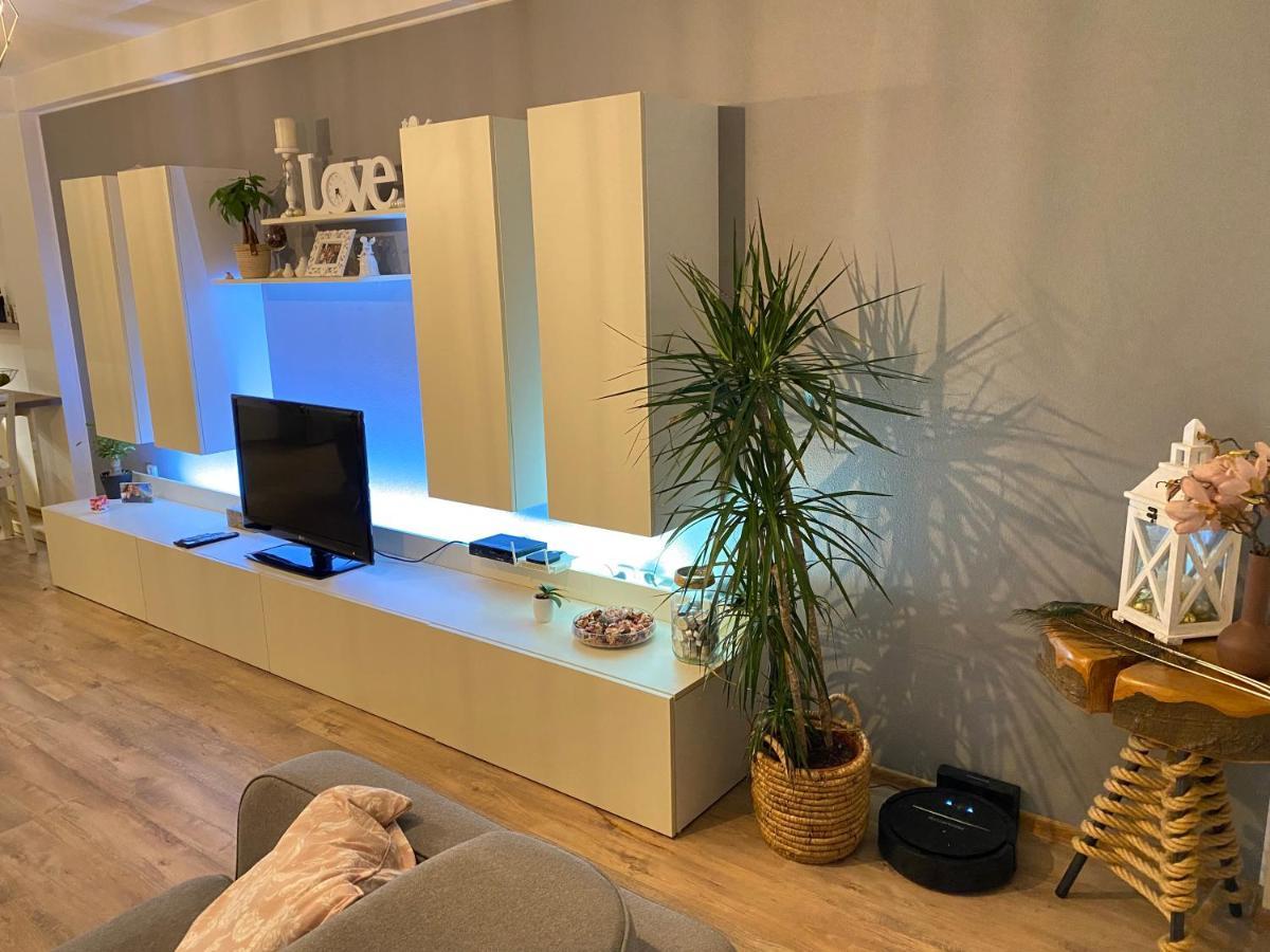 Apartman Slnecna Terasa S Vlastnym Parkovanim Na 2 Auta Leilighet Žilina Eksteriør bilde