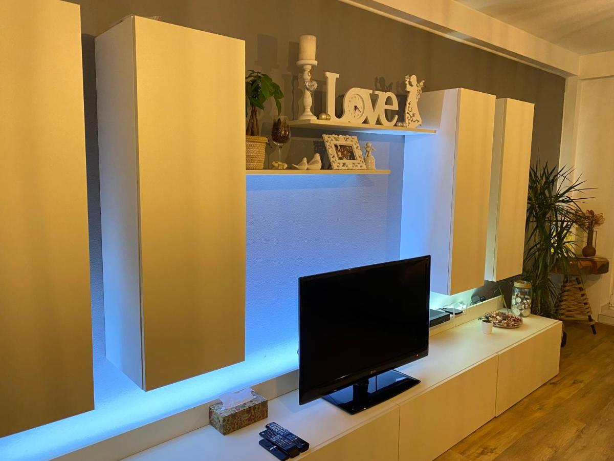 Apartman Slnecna Terasa S Vlastnym Parkovanim Na 2 Auta Leilighet Žilina Eksteriør bilde